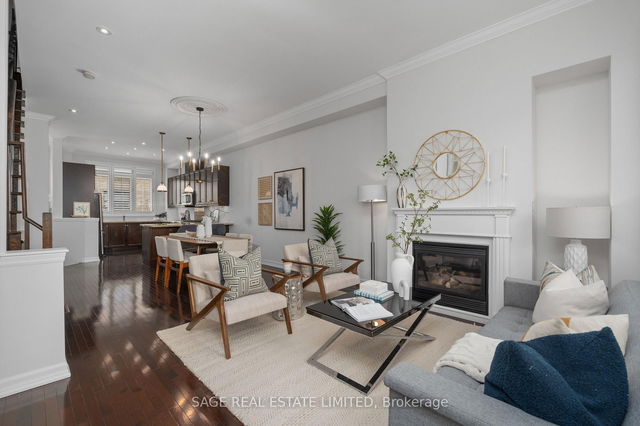 5 Tompkins Mews