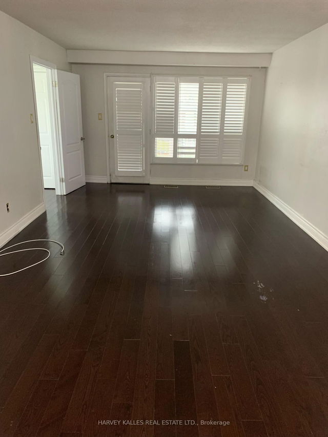 15 Pilot Street