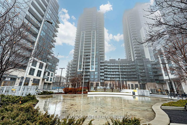 1806 - 20 Meadowglen Place