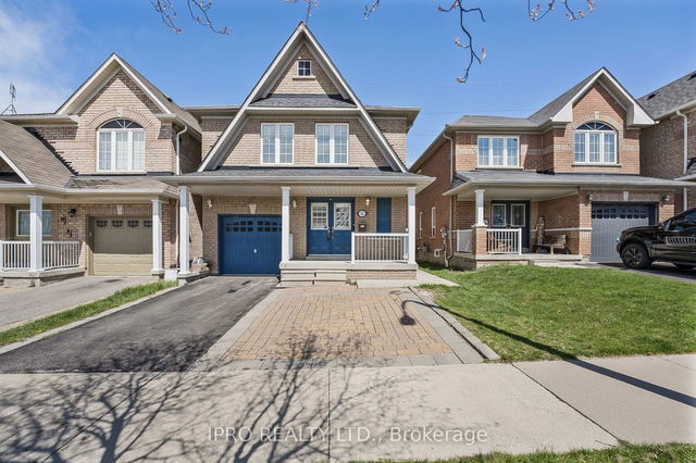 56 Oceanpearl Crescent