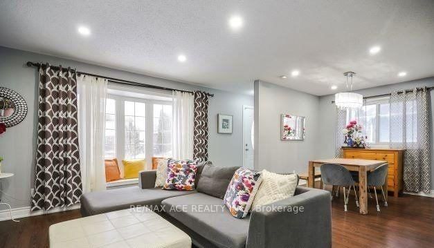 Upper - 45 Snowball Cres, Toronto, M1B 1S5 | Image 2