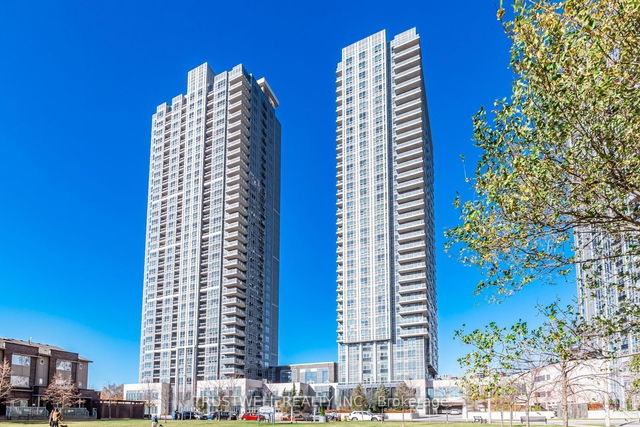 3208 - 255 Village Green Square