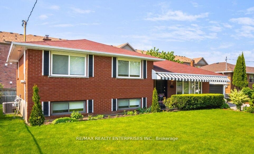 Detached House for sale at 3 Savarin Street, Toronto, Eglinton East, M1J 1Z7 - MLS: E12118927