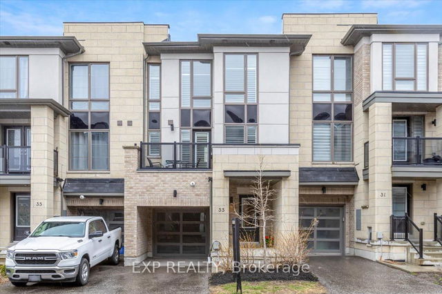 33 Pallock Hill Way