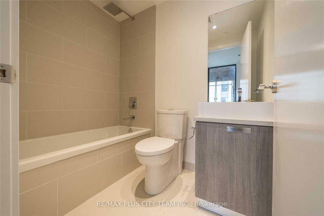 309 - 246 Logan Avenue