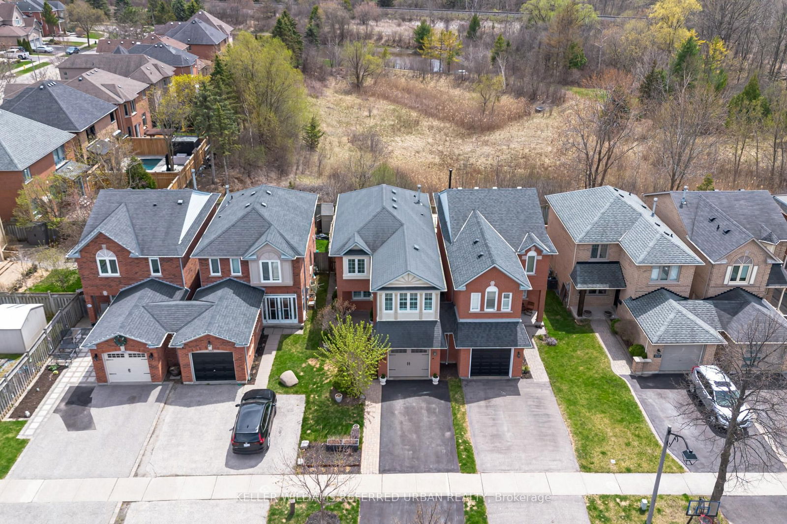 Detached House for sale at 105 White Pine Crescent, Pickering, Highbush, L1V 6S3 - MLS: E12119294