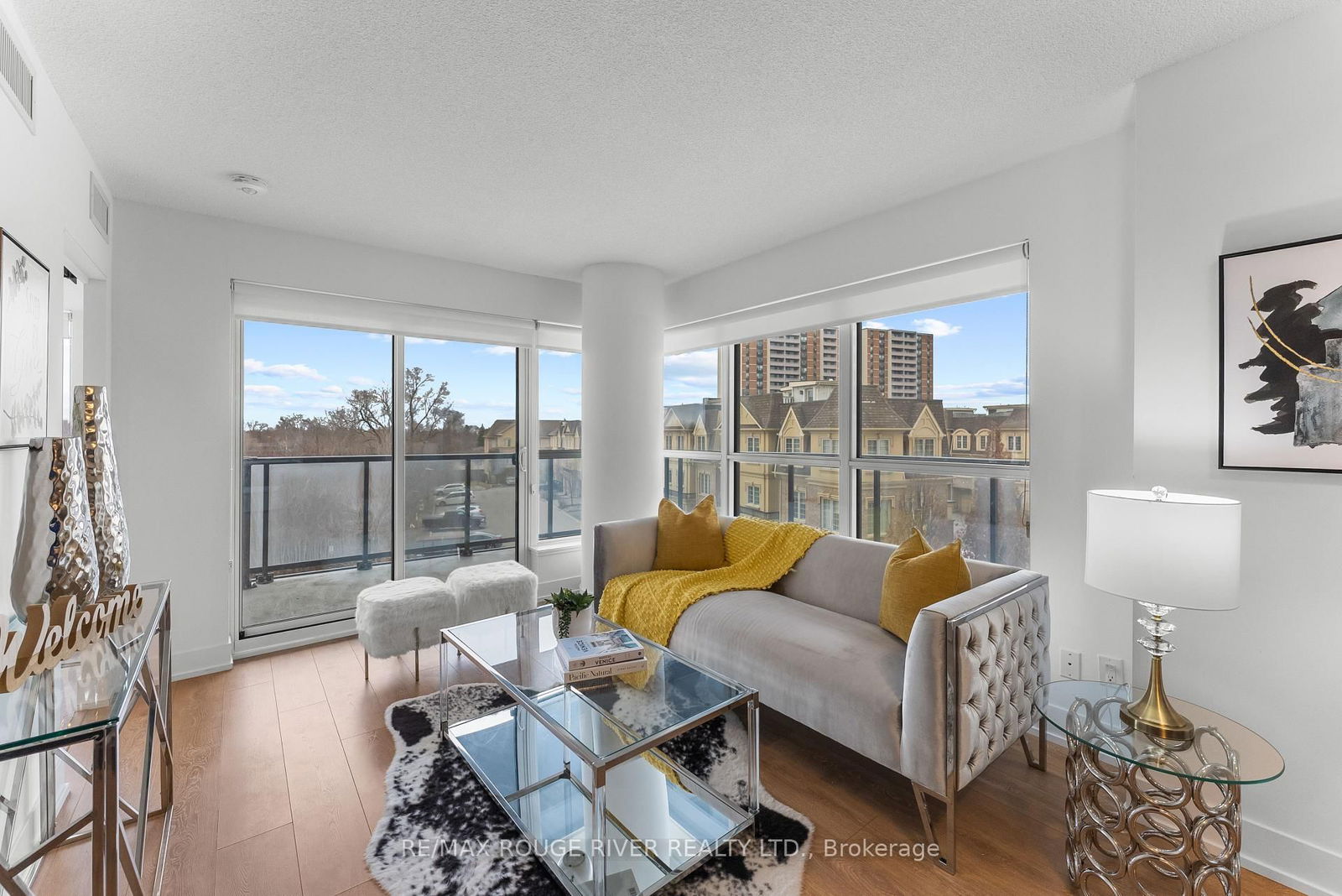 Condo for sale at 307-1255 Bayly Street, Pickering, Bay Ridges, L1W 0B6 - MLS: E12119349
