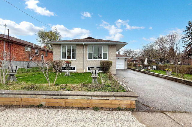 19 Tremely Crescent