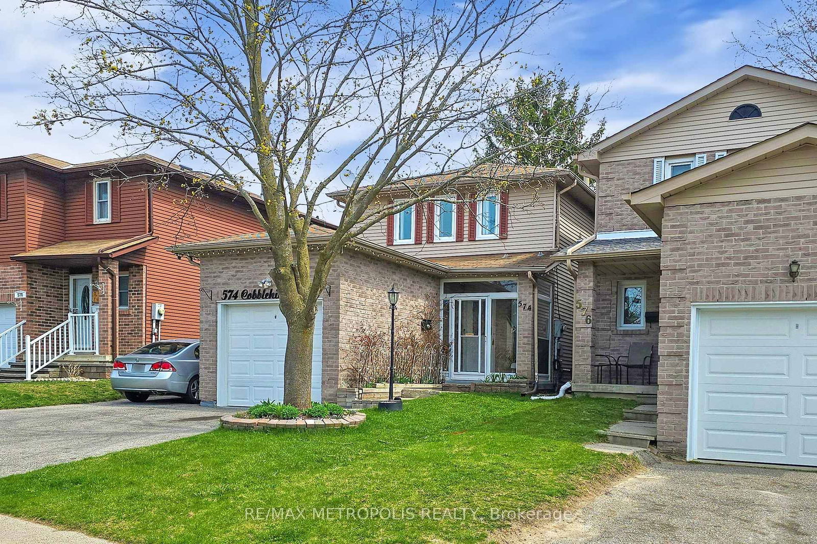 Detached House for sale at 574 Cobblehill Drive, Oshawa, Pinecrest, L1K 1R4 - MLS: E12120058