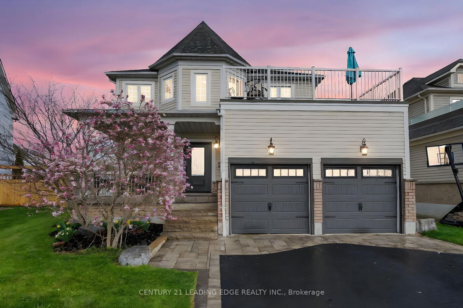 Detached House for sale at 5 Eggert Court, Whitby, Port Whitby, L1N 9X2 - MLS: E12120183