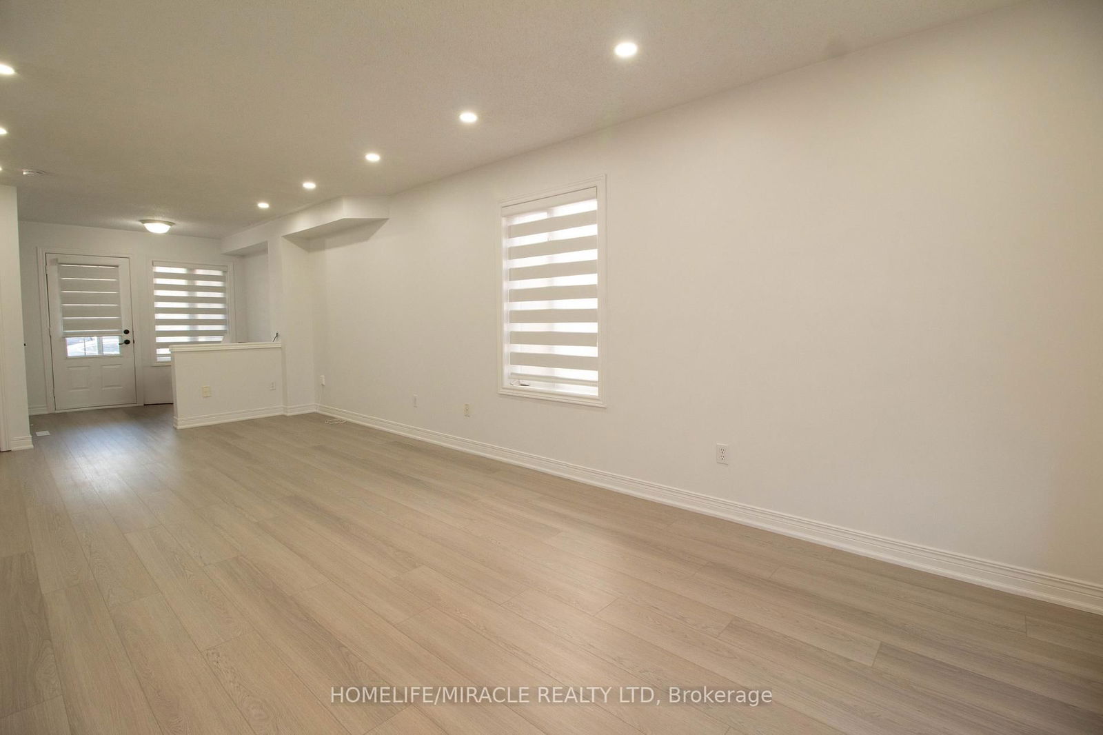 Detached House for sale at 67 Dadson Drive, Clarington, Bowmanville, L1C 5J1 - MLS: E12120349