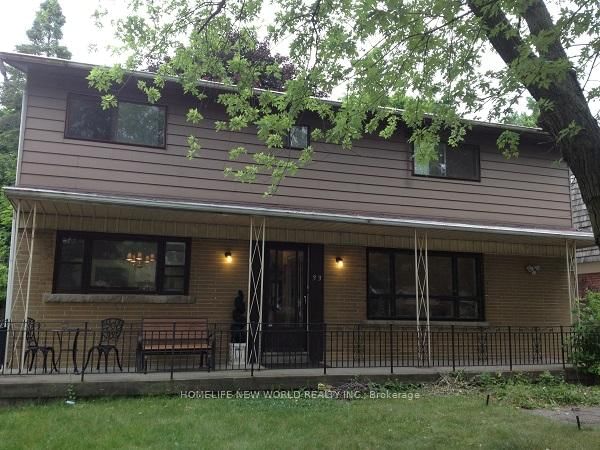 33 Canham Crescent