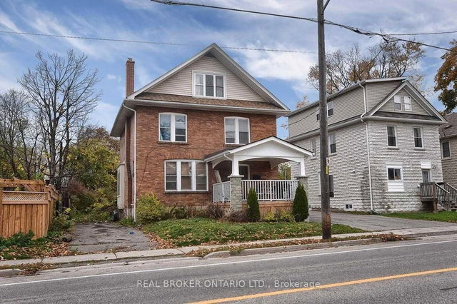 Main - 210 Mary Street