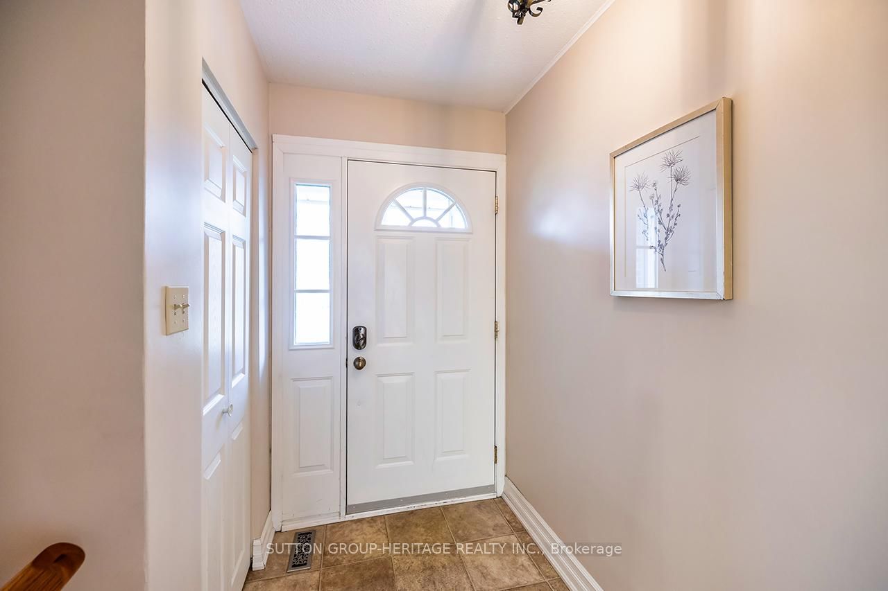 Detached House for sale at 470 Rembrandt Court, Oshawa, O'Neill, L1G 6B5 - MLS: E12121029