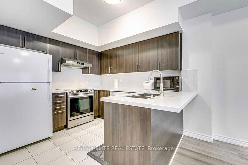 home for lease on 23-15 Eaton Park Lane