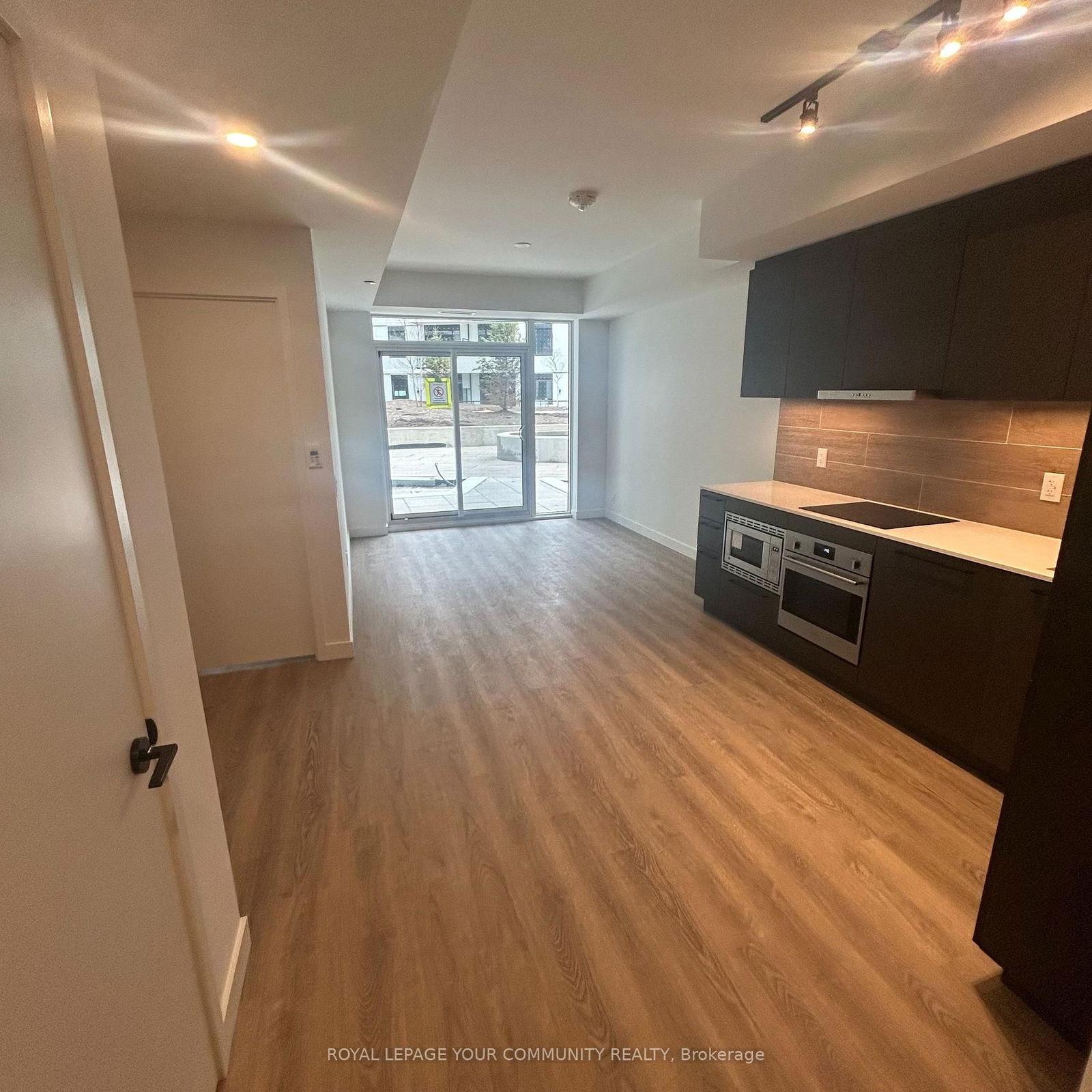Condo for lease at 302-1050 Eastern Avenue, Toronto, The Beaches, M4L 1E6 - MLS: E12121254