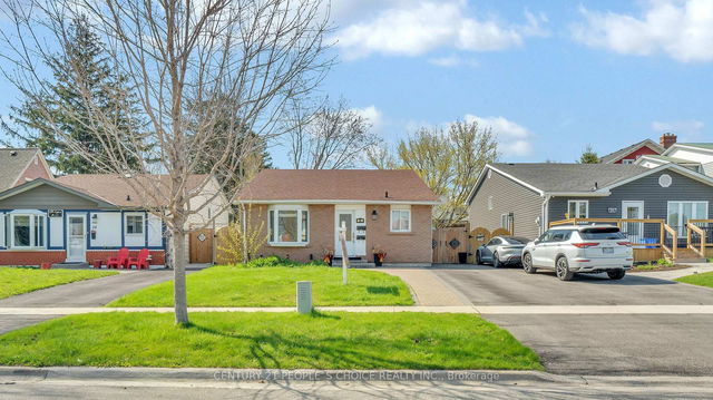 24 Grassmere Court