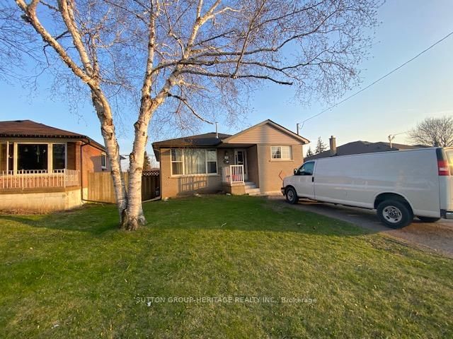 Detached House for sale at 631 Shakespeare Avenue, Oshawa, Donevan, L1H 3H8 - MLS: E12121617