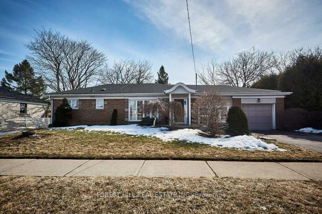 Detached House for lease at 99 Switzer Drive, Oshawa, Centennial, L1G 3J3 - MLS: E12121659