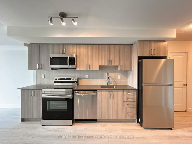 1004 - 1435 Celebration Drive