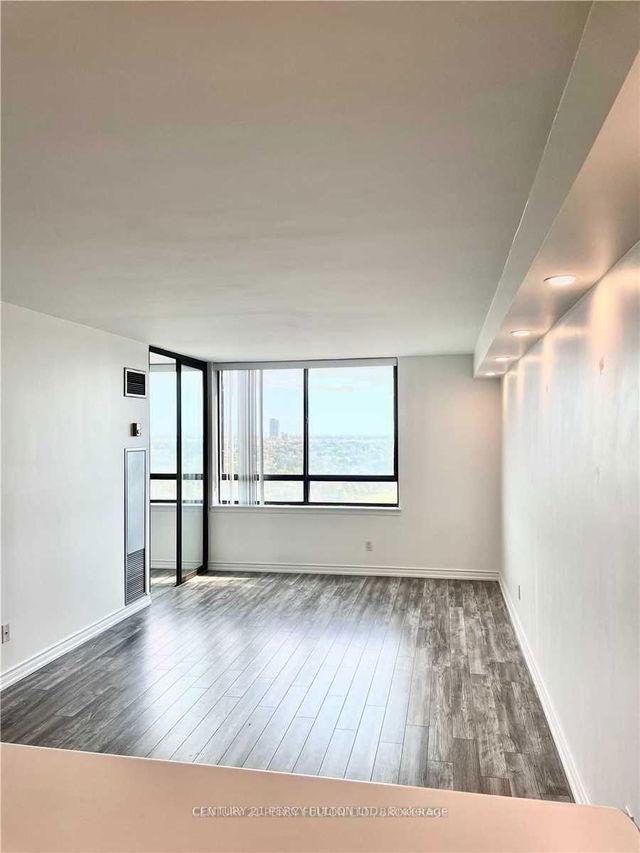 1619 - 75 bamburgh Circle