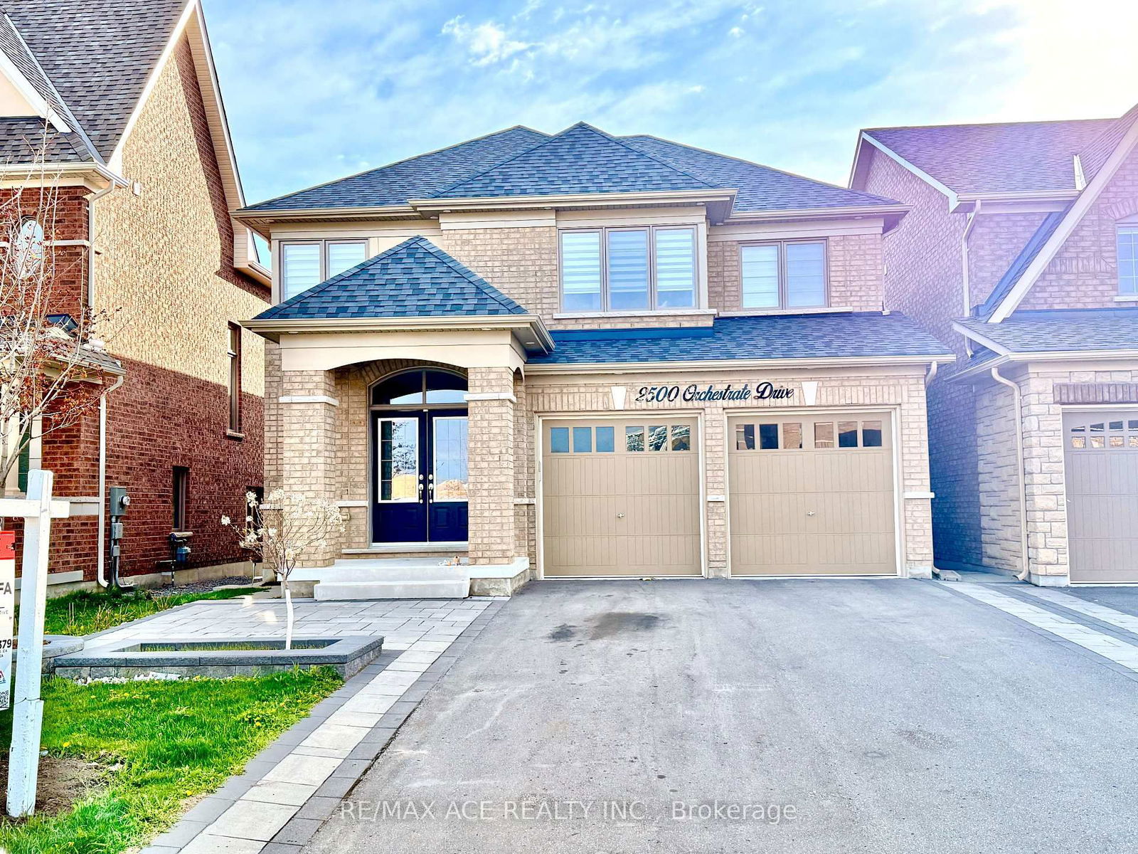 Detached House for lease at Main-2500 Orchestrate Drive, Oshawa, Windfields, L1L 0R3 - MLS: E12122551