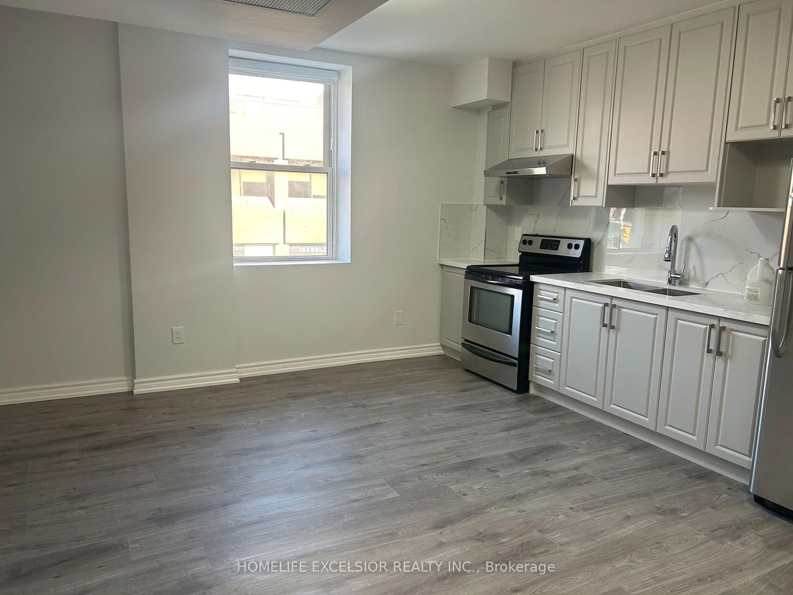 Detached House for lease at Unit 1-3 Simcoe Street, Oshawa, Central, L1H 1A9 - MLS: E12122599