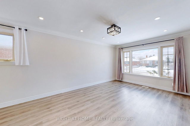Main - 7 Rothwell Road