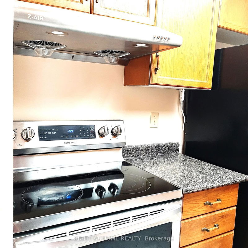 home for lease on 2103-2103 Greystone walk Drive W