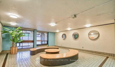 Unit 1503 — 3 Massey Sq, Toronto - Crescent Town image-0-3