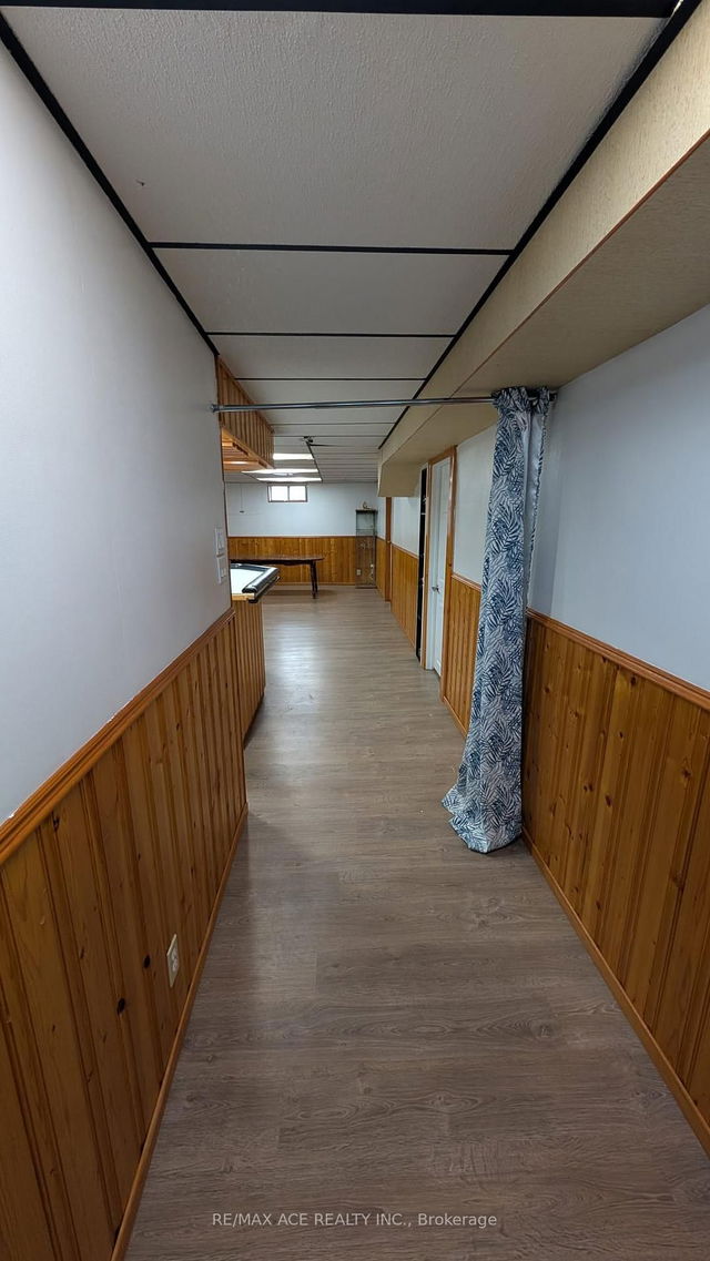 Bsmt - 271 Braymore Boulevard