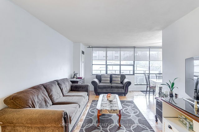 101 - 2721 Victoria Park Avenue