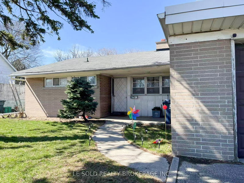 1090 Warden Ave, Toronto, M1R 2P3 | Image 2