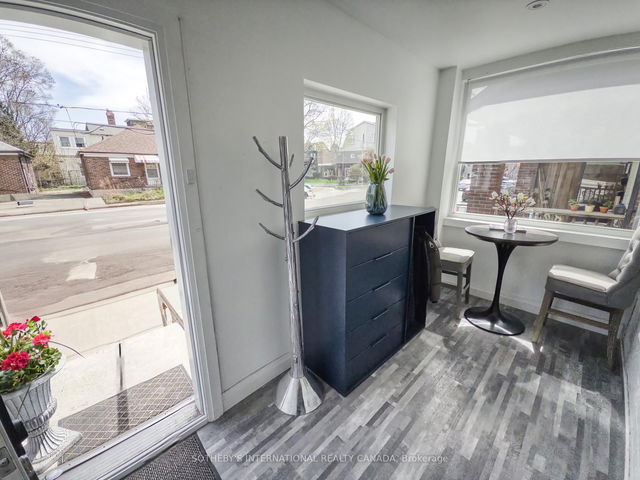 26 Greenwood Avenue