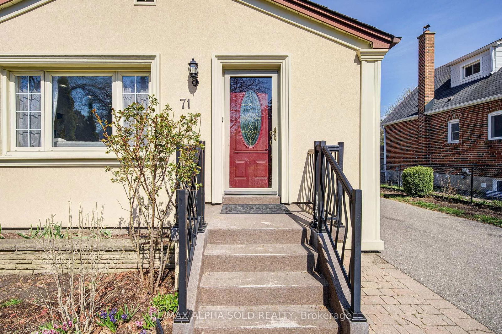 Detached House for sale at 71 Vauxhall Drive, Toronto, Dorset Park, M1P 1R1 - MLS: E12123327