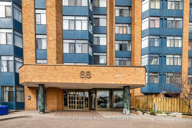 114 - 88 Alton Towers Circle