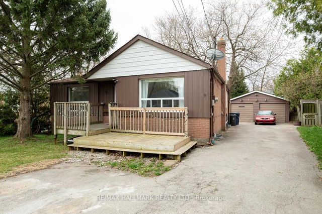 9 Latham Avenue