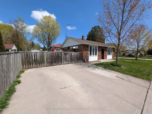 35 Benshire Drive