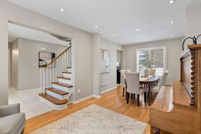 30 Willowbrook Dr, Whitby - Pringle Creek image-0-4