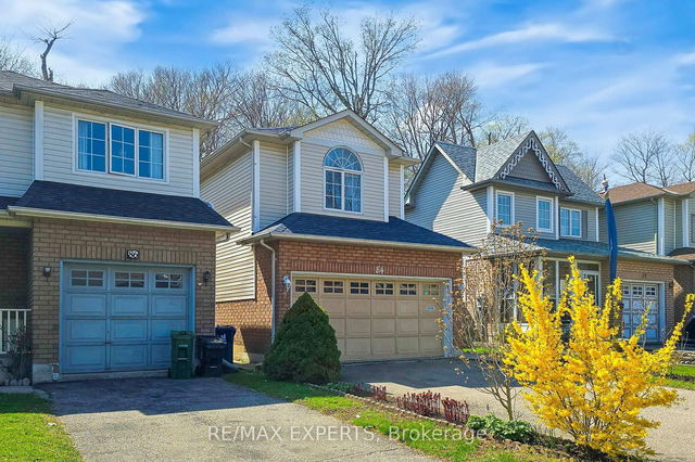 84 Piperbrook Crescent