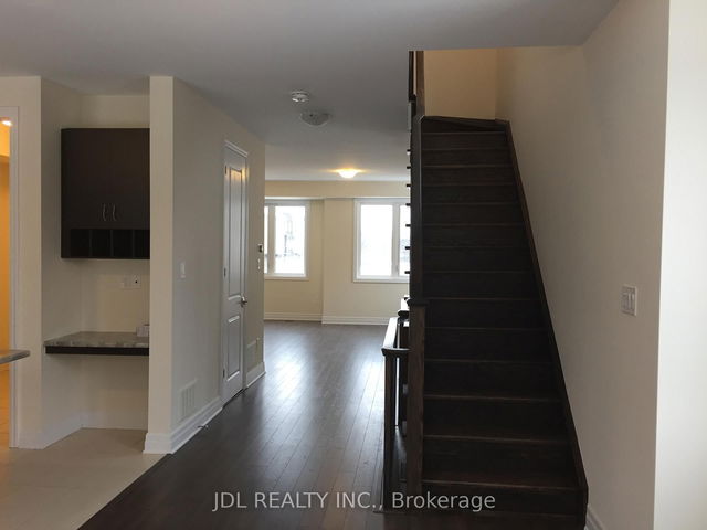 62 Heron Park Place