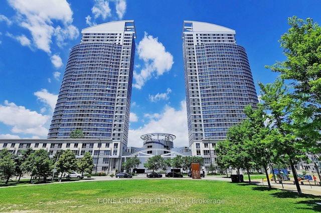 2311 - 36 LEE CENTRE Drive