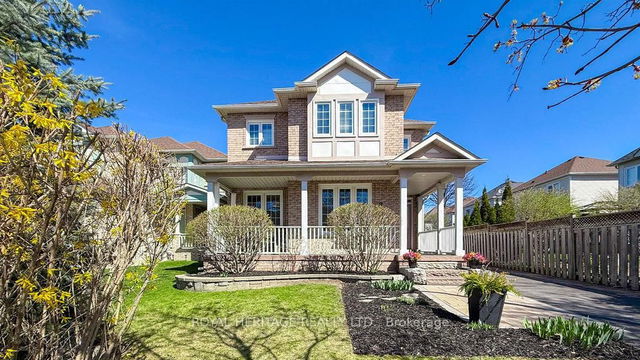 8 Bedell Crescent