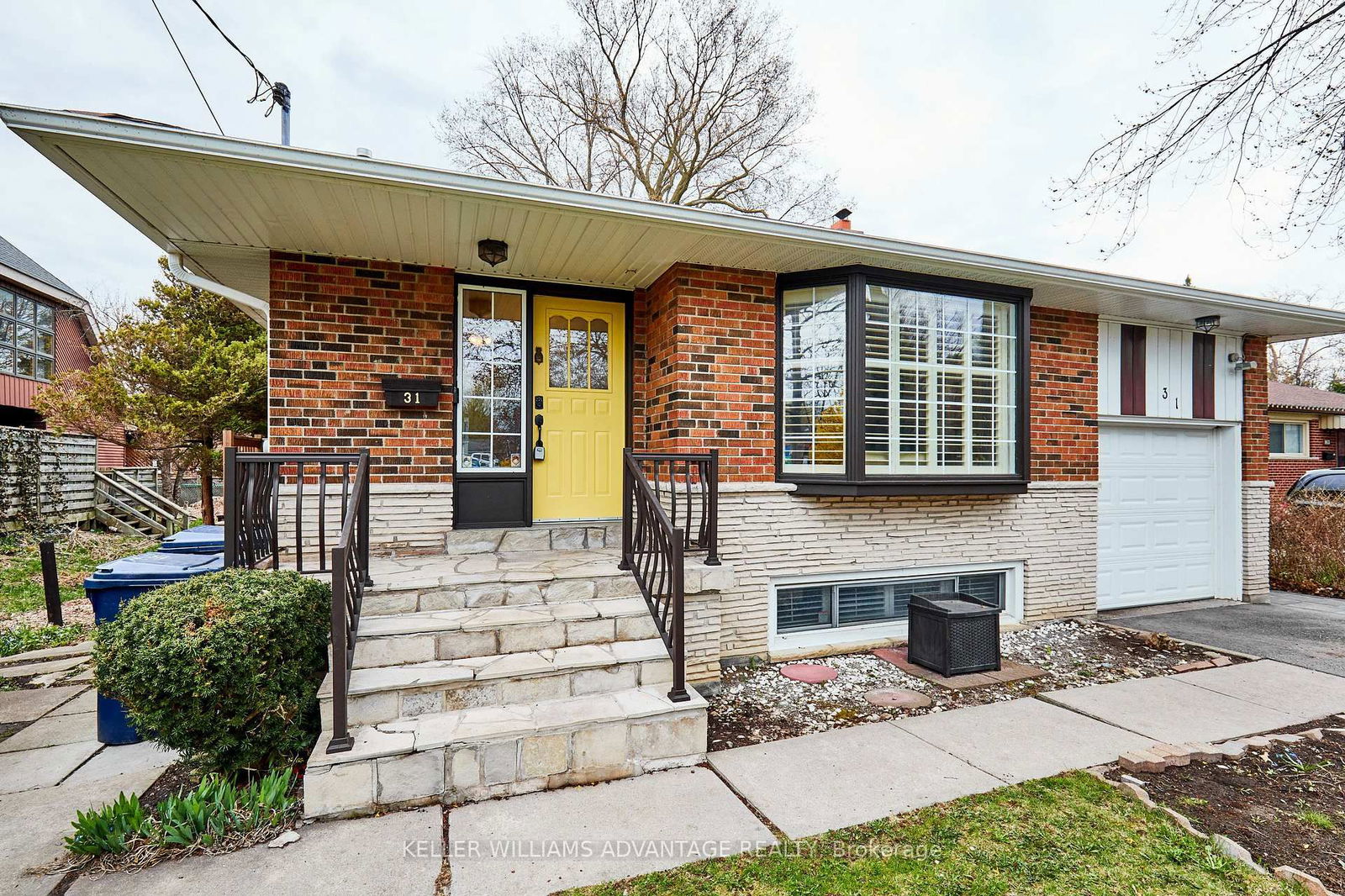 Detached House for sale at 31 Poplar Road, Toronto, Guildwood, M1E 1Y9 - MLS: E12124785