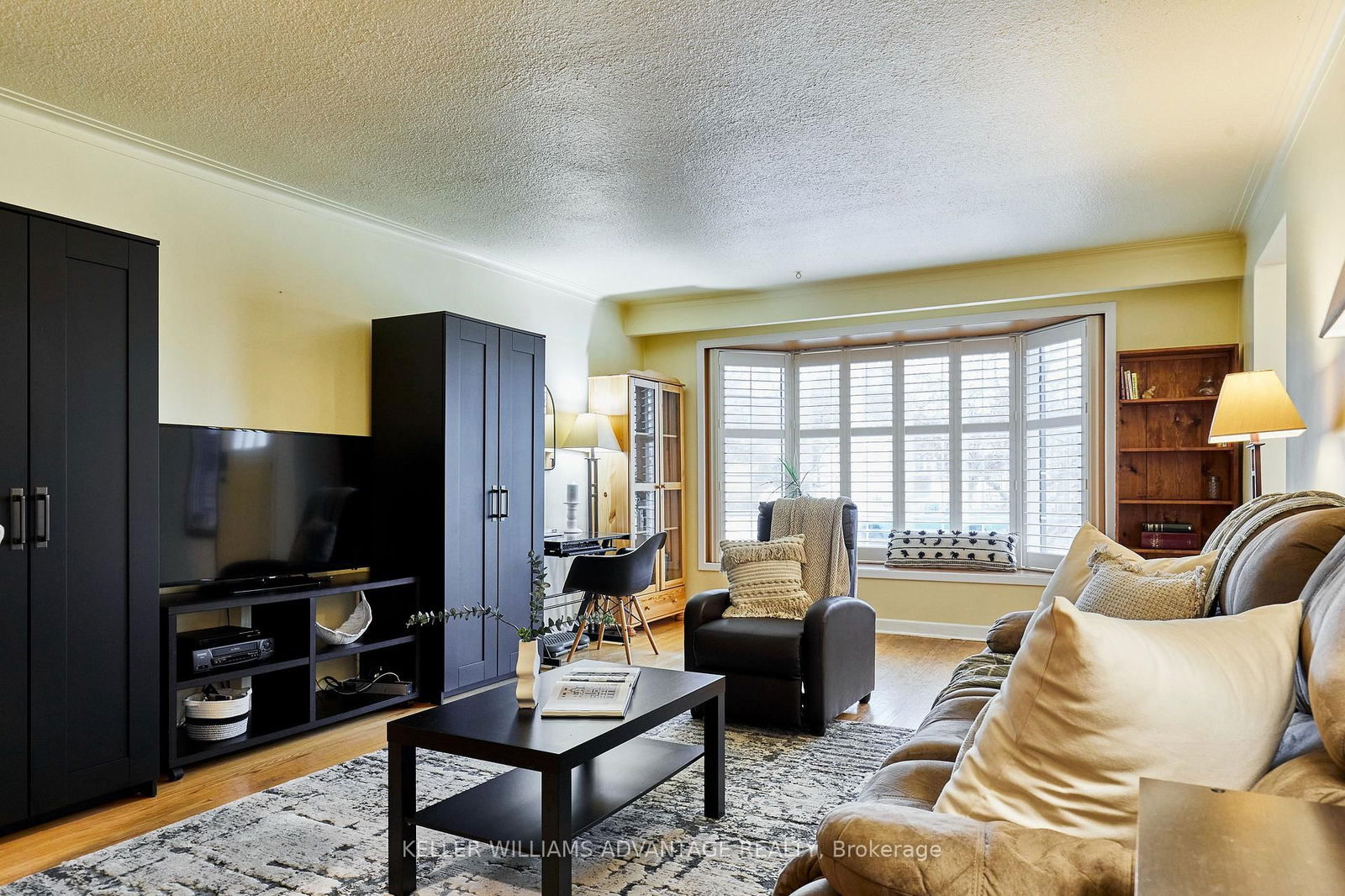 Detached House for sale at 31 Poplar Road, Toronto, Guildwood, M1E 1Y9 - MLS: E12124785