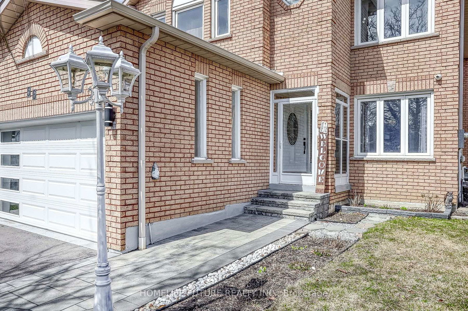 Detached House for sale at 56 Ringwood Drive, Whitby, Rolling Acres, L1R 1Y7 - MLS: E12125531