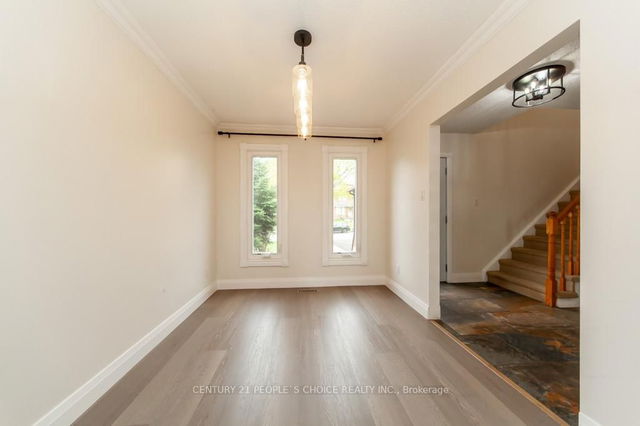 35 Fernbank Place