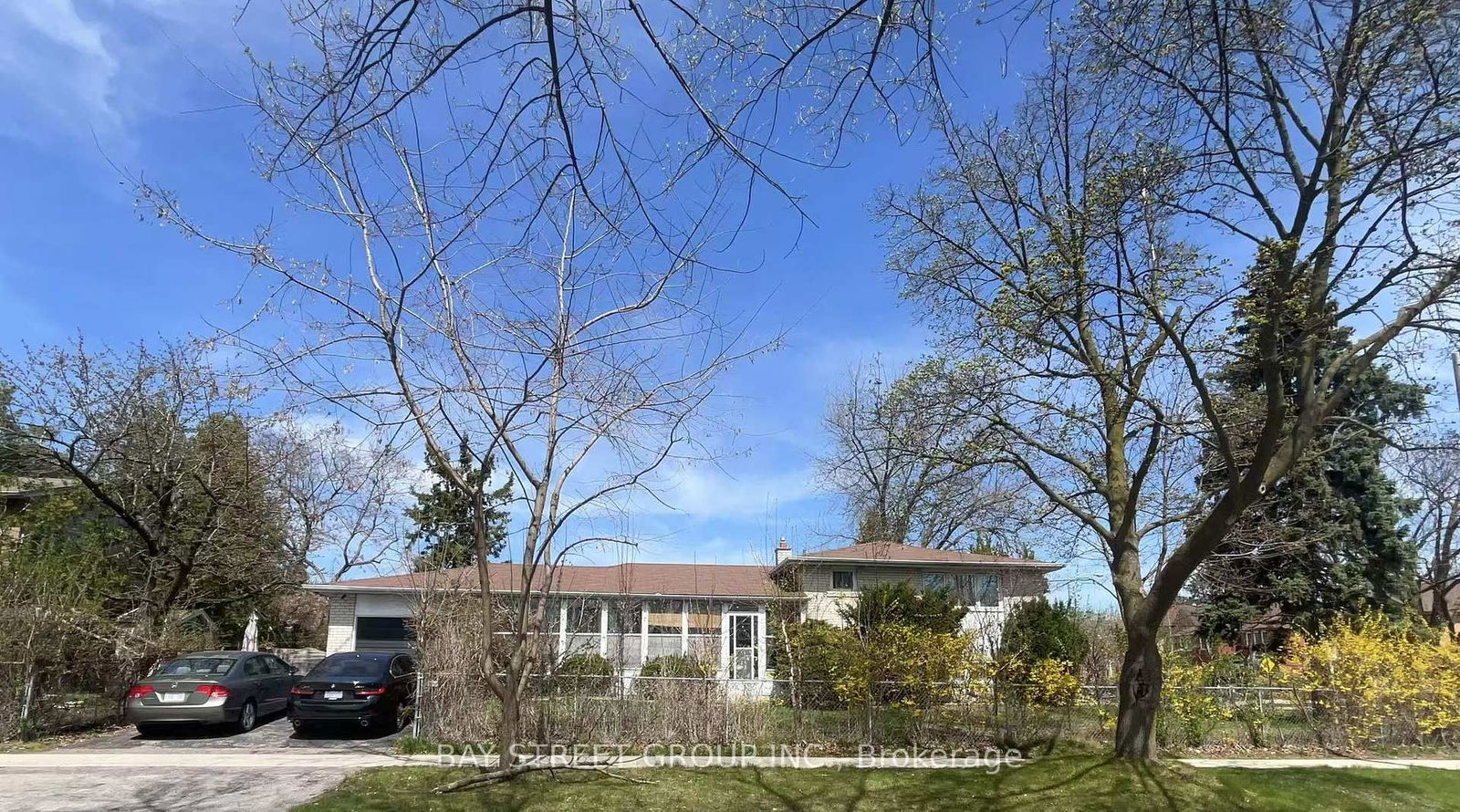 Detached House for sale at 68 Kentish Crescent, Toronto, Agincourt South-Malvern West, M1S 2Z4 - MLS: E12126706
