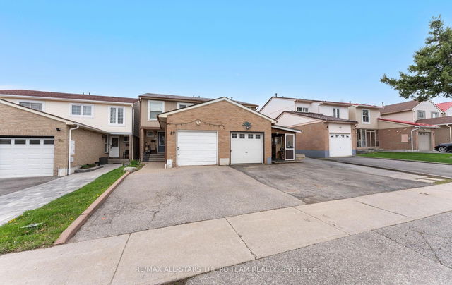 25 Nabob Crescent