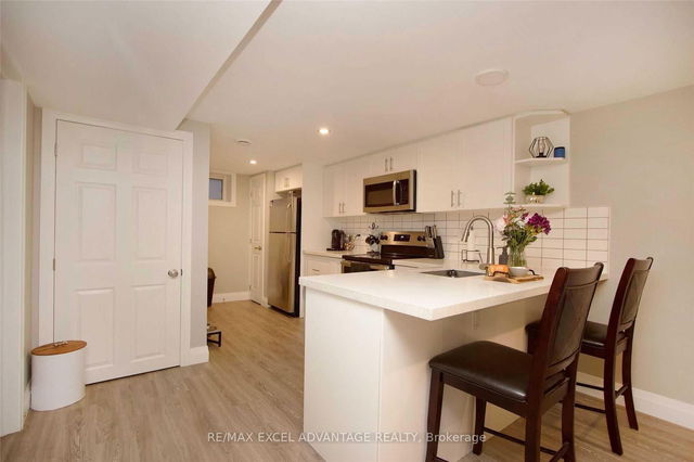 Lower - 1154 Ritson Road